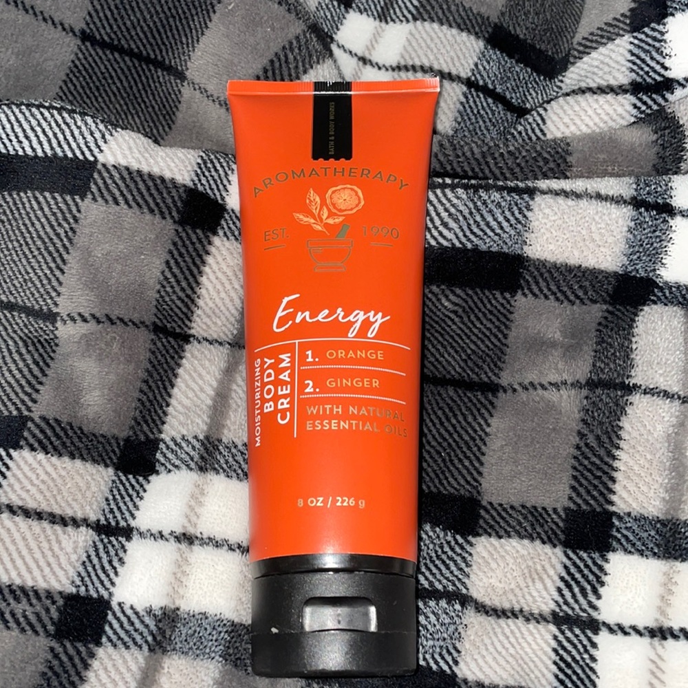 Brand New Bath & Body Works Energy - Orange & Ginger Bodycream